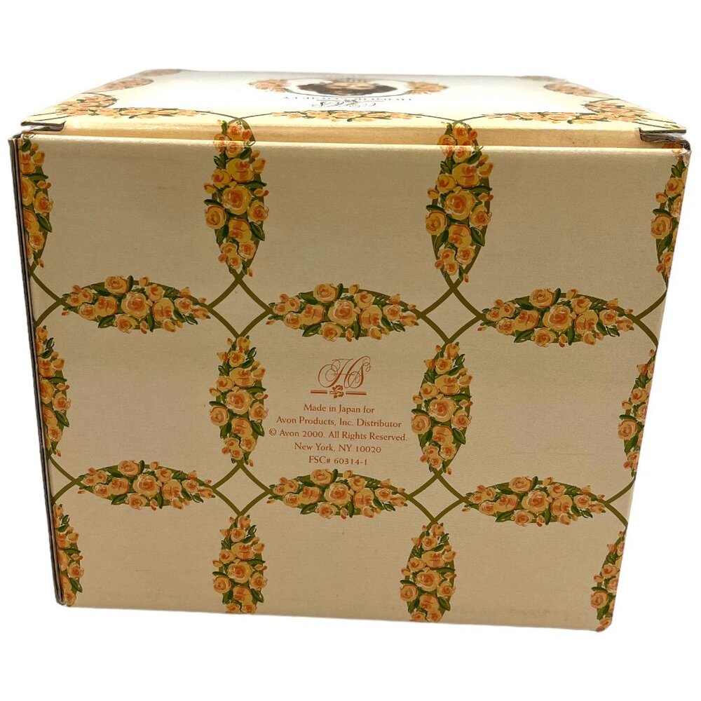 Avon Honor Society 2000 Mrs. PFE Albee Commemorative Teacup & Saucer Set In Box - Picture 14 of 16